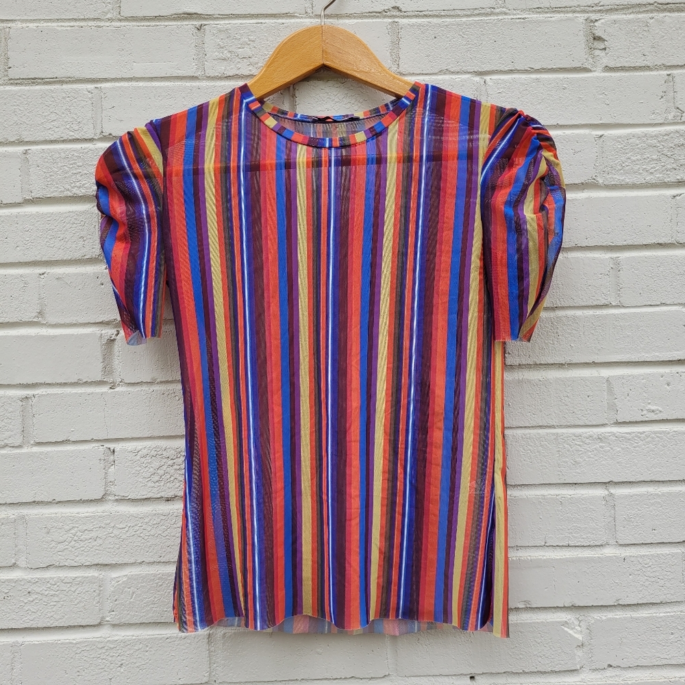 Zara Trafaluc Rainbow Multicolor Stripe Sheer Short Sleeve Top Size Medium‎